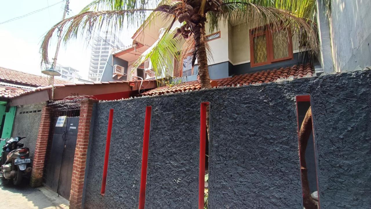 Oyo 91341 D'Phoenix Anggrek Syariah Residence Jacarta Exterior foto